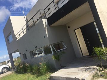 Casa - La Horqueta de Echeverría - Alquiler - Canning - Esteban Echeverría