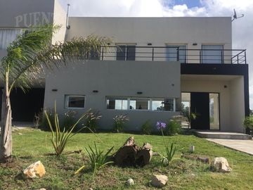 Casa - La Horqueta de Echeverría - Alquiler - Canning - Esteban Echeverría