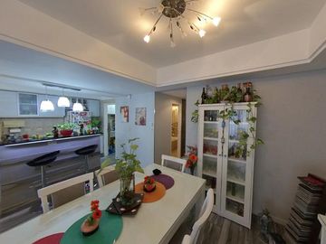 RETASADO  Semi piso de 3 ambientes de categoria  con cochera y baulera- Lomas de Zamora Oeste