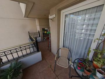 RETASADO  Semi piso de 3 ambientes de categoria  con cochera y baulera- Lomas de Zamora Oeste