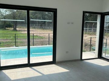 Casa 4 ambientes con piscina en venta y alquiler Hudson Park