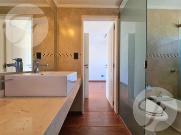 Departamento APTO CRÉDITO | 3 ambientes con cochera | Vista abierta al Río y Ciudad