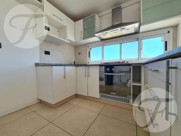 Departamento APTO CRÉDITO | 3 ambientes con cochera | Vista abierta al Río y Ciudad