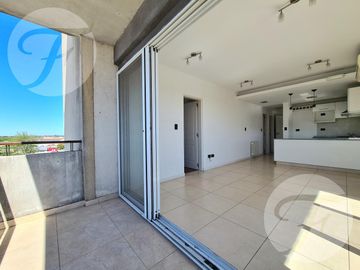 Departamento APTO CRÉDITO | 3 ambientes con cochera | Vista abierta al Río y Ciudad