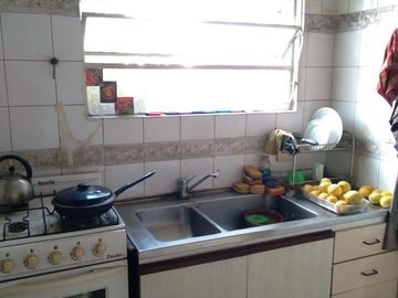 PH 3 ambinetes con terraza. Exc. ubicación en  Olivos