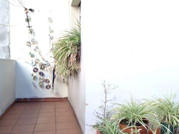PH 3 ambinetes con terraza. Exc. ubicación en  Olivos