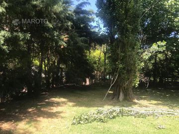 CASA EN VENTA EN BARRIO PRIVADO SEPTIEMBRE - MAROTO PROPIEDADES