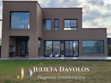 Casa en Venta 5 ambientes Barrio El Canton Norte a la laguna Escobar-Maschwitz