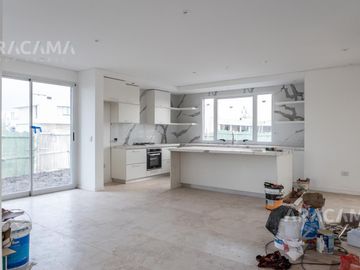 CASA EN VENTA BARRIO LOS TALAS - CANNING