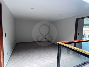 Casa en condominio en venta en Santa María Magdalena OcotitlAn