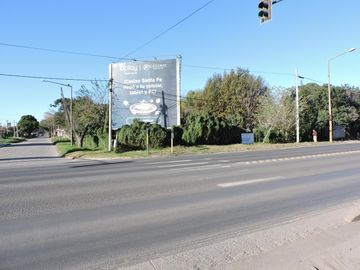 Terreno en  Ruta Nacional 8 a metros de calle Avellaneda. Venado Tuerto