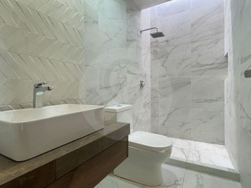 Casa en condominio en venta en San Gaspar Tlahuelilpan