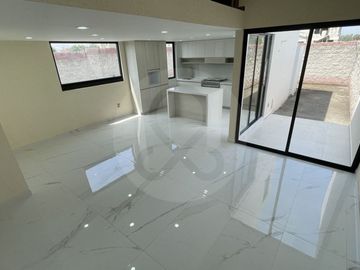 Casa en condominio en venta en San Gaspar Tlahuelilpan