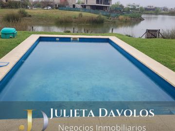 Casa  en Venta 6 Ambientes  El Canton Barrio Norte con pileta