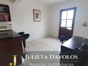 Casa  en Venta 6 Ambientes  El Canton Barrio Norte con pileta