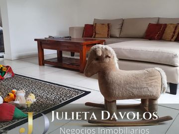 Casa  en Venta 6 Ambientes  El Canton Barrio Norte con pileta