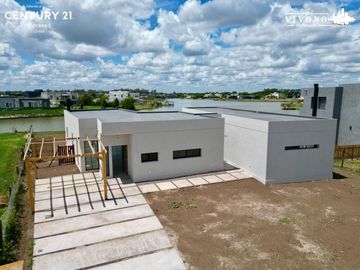 Casa en Venta a Laguna en San Sebastian - A estrenar