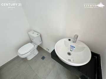 Casa en Venta a Laguna en San Sebastian - A estrenar
