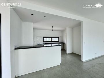 Casa en Venta a Laguna en San Sebastian - A estrenar