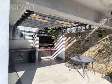 Departamento - 2 ambientes PB - Patio - Parrilla - Villa Crespo - VENTA