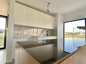 CASA en VENTA en Fincas del Alba - Canning
