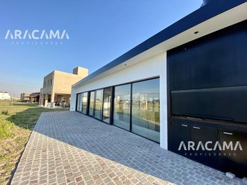 CASA en VENTA en Fincas del Alba - Canning