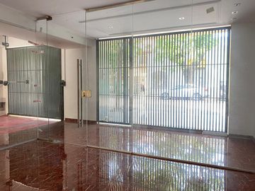 Venta Departamento -Semipisos 3  ambientes a estrenar con cochera descubierta - Plaza Irlanda