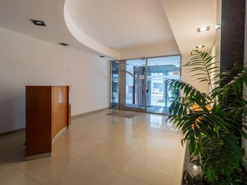 DEPARTAMENTO TRES DORMITORIOS / COCHAMBAMBA 1700