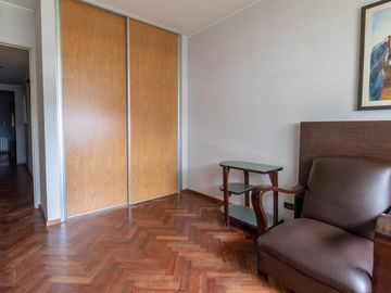 DEPARTAMENTO TRES DORMITORIOS / COCHAMBAMBA 1700