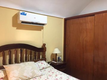 CASA EN VENTA CON EXCEPCIONAL PARQUE Y UBICACION EN CLUB DE CAMPO EL MORO, MARCOS PAZ