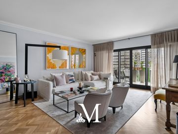 Departamento de 5 ambientes luminoso con balcón y cochera en Avenida Alvear, Recoleta.