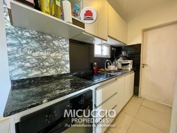 Departamento en venta, Av. Tapia de Cruz N°1169 (3°A), Escobar centro. SE ACEPTA VEHICULO EN PARTE DE PAGO.
