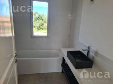 Casa en Venta en Barrio Privado San Sebastian