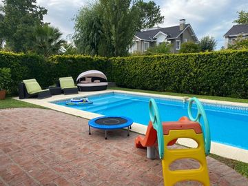 Casa en Nautico Escobar Country Club