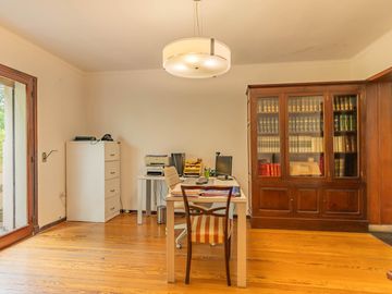 Departamento de 3 dormitorios con terraza privada en venta.
