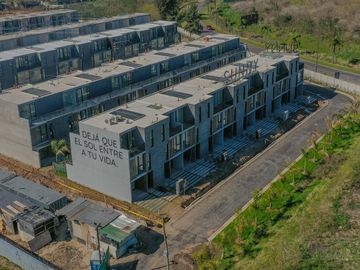 A ESTRENAR casas de 127 m2 cubiertos en SUNNY- TIGRE