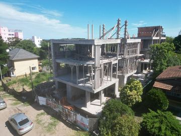 Departamento en pozo a la venta