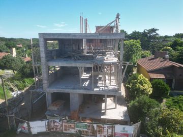 Departamento en pozo a la venta