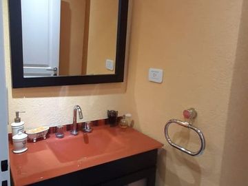 PH 4 ambientes con patio y cochera en venta- Ituzaingó Norte