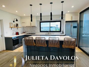 Casa en  Venta /Alquiler 6 Ambientes El Canton Barrio Golf-Escobar-Maschwitz