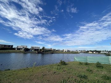 Casa en venta en San Matias, Área 1