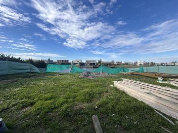 Casa en venta en San Matias, Área 1