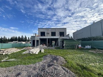 Casa en venta en San Matias, Área 1