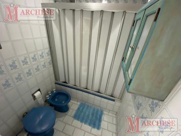 Casa 6 ambientes en venta en Castelar norte