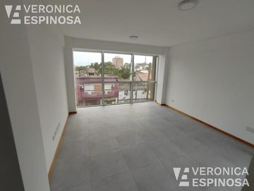 Departamento de un ambiene con cochera, en Venta. Ituzaingo. ENTREGA INMEDIATA.
