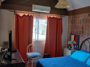 CASA EN VENTA 5 AMBIENTES - CASTELAR NORTE