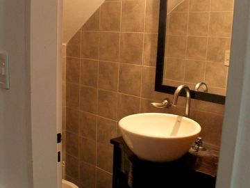 Duplex en  Venta con dos cocheras. Se escuchan propuestas.