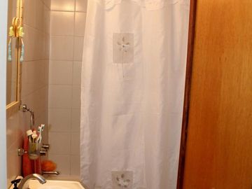 Duplex en  Venta con dos cocheras. Se escuchan propuestas.