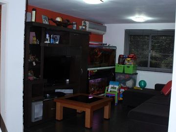 Duplex en  Venta con dos cocheras. Se escuchan propuestas.