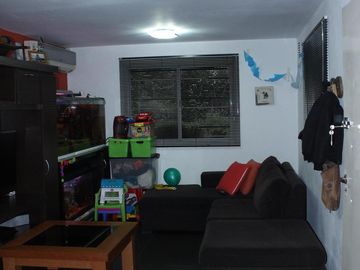 Duplex en  Venta con dos cocheras. Se escuchan propuestas.